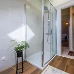 6 Bedroom Amazing In Semesterbostad