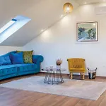 6 Bedroom Amazing In *