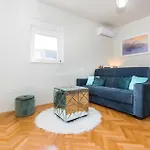 Semesterbostad 6 Bedroom Amazing In