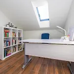 6 Bedroom Amazing In Semesterbostad