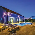 6 Bedroom Amazing In *