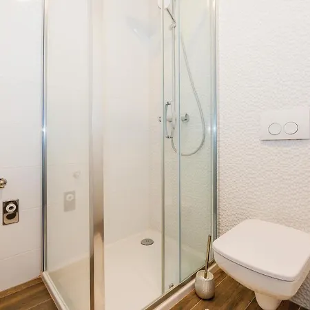 6 Bedroom Amazing In 펜션
