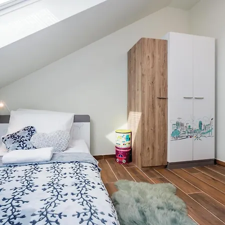 6 Bedroom Amazing In 펜션 *