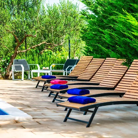 Дом отдыха 6 Bedroom Amazing In Билице