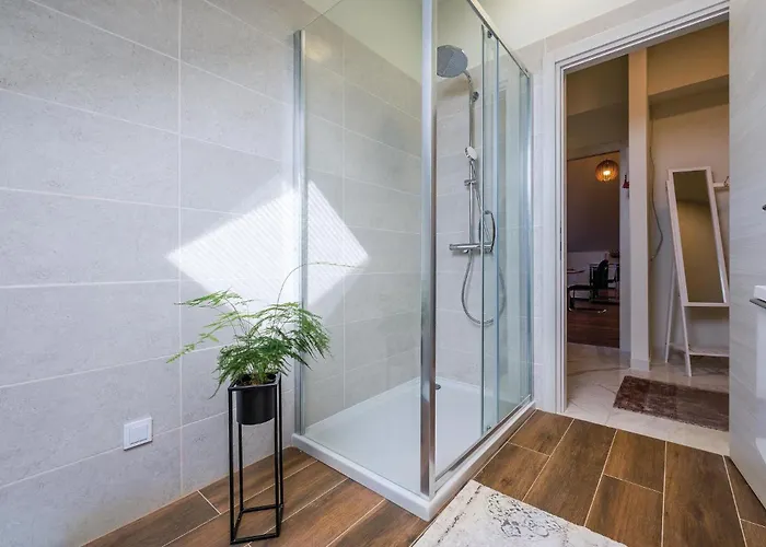 6 Bedroom Amazing In 度假居