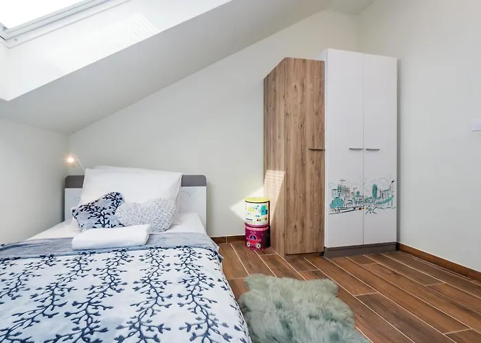 6 Bedroom Amazing In 度假居 *