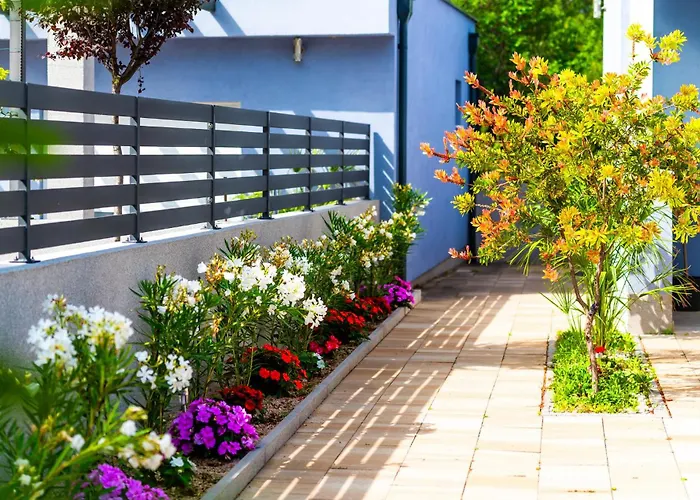 6 Bedroom Amazing In Vikendica Bilice