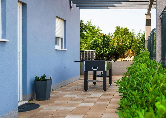 度假居 6 Bedroom Amazing In