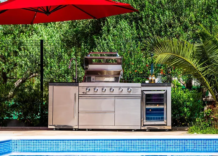 6 Bedroom Amazing In